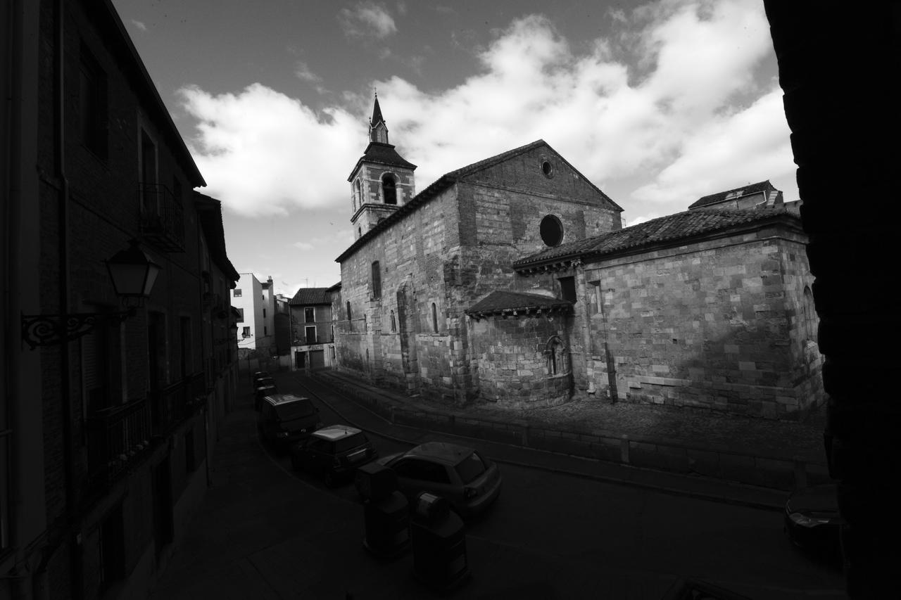 Inn La Del Grifo León
