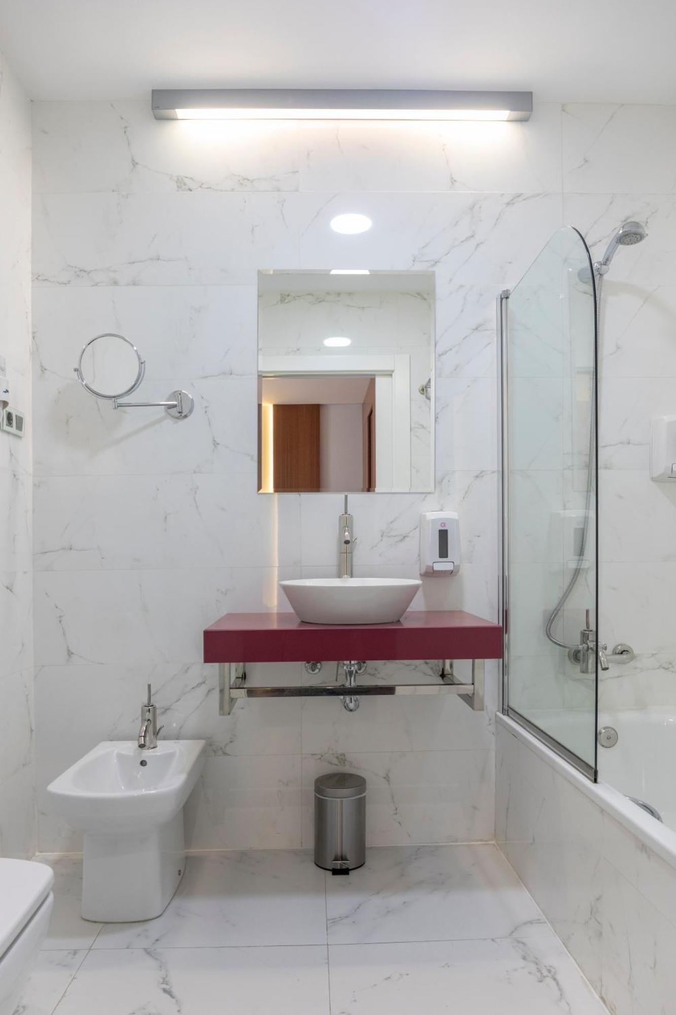 Hotel Alda Barrio Humedo