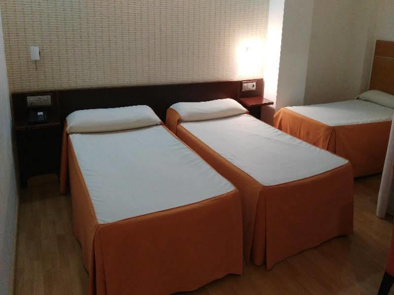 Hotel Alfageme 2*