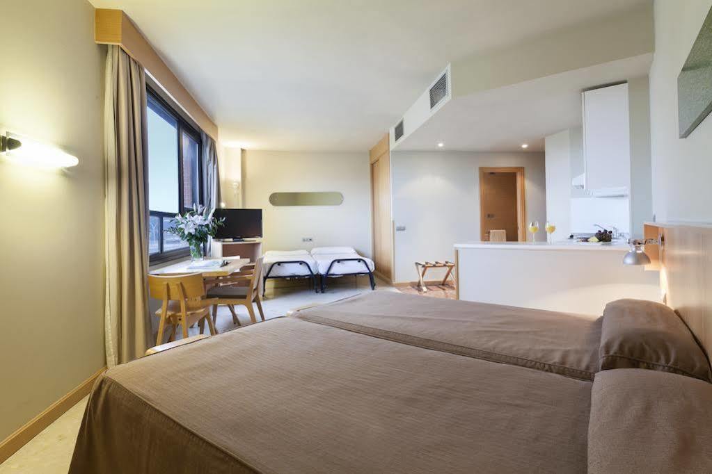 Exe Campus San Mamés 3* León