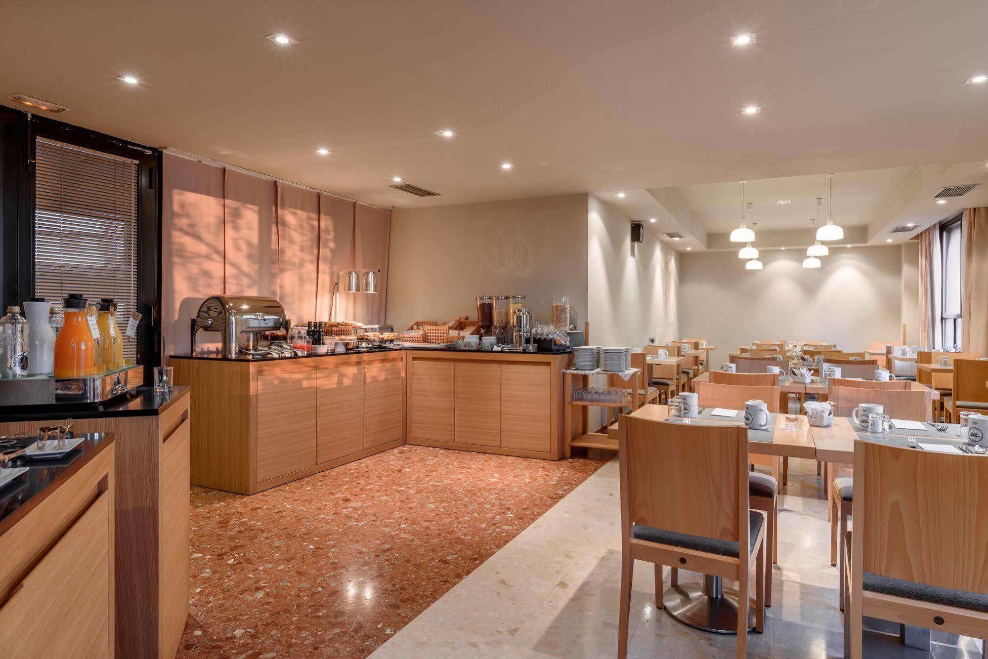 Hotel Exe Campus San Mamés