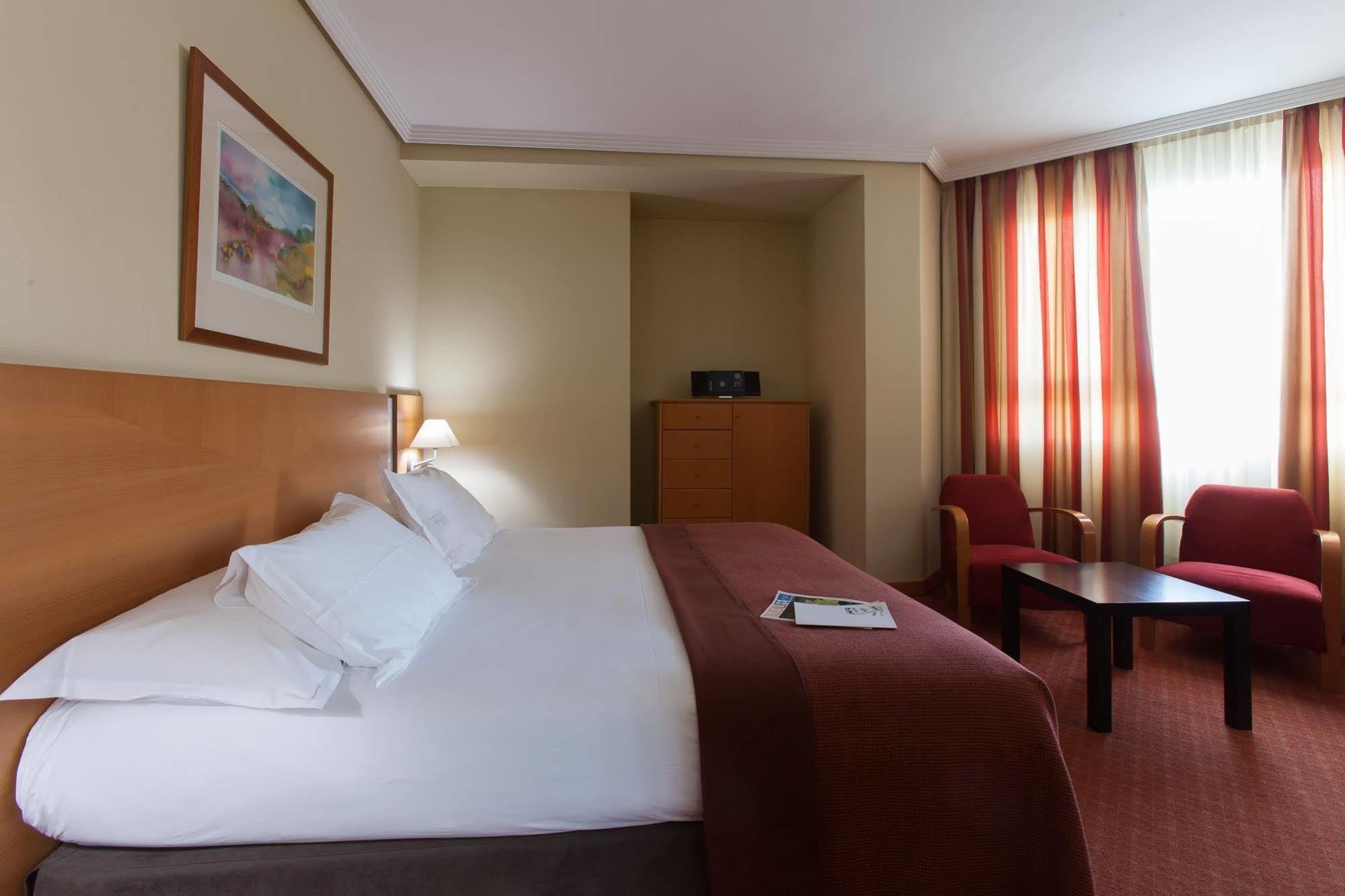Silken Luis De Hotel 4*