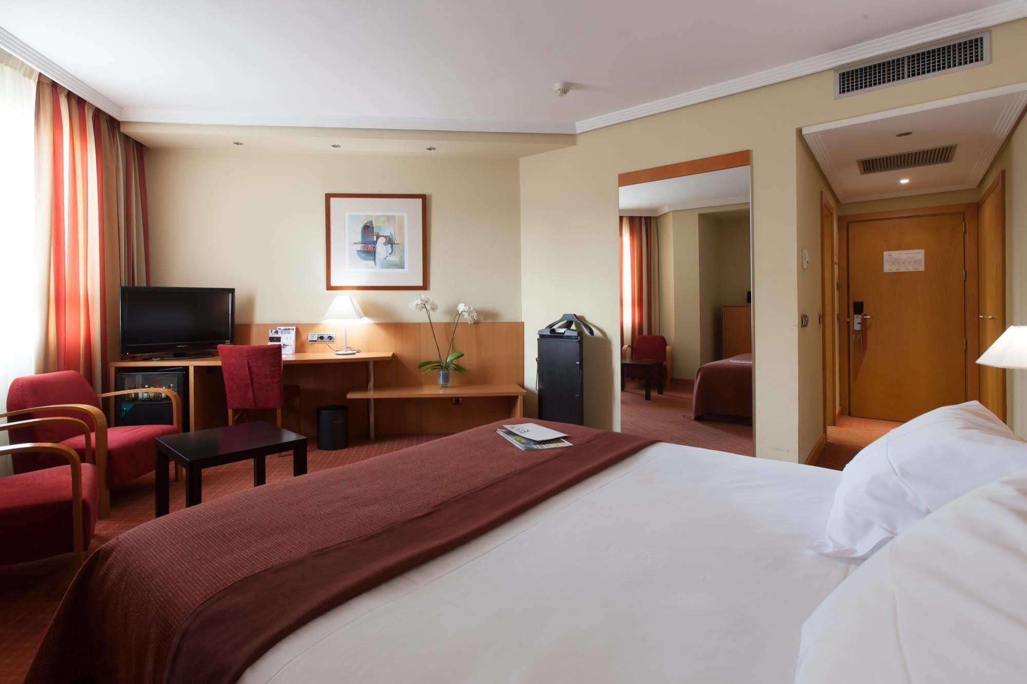 Silken Luis De Hotel 4*