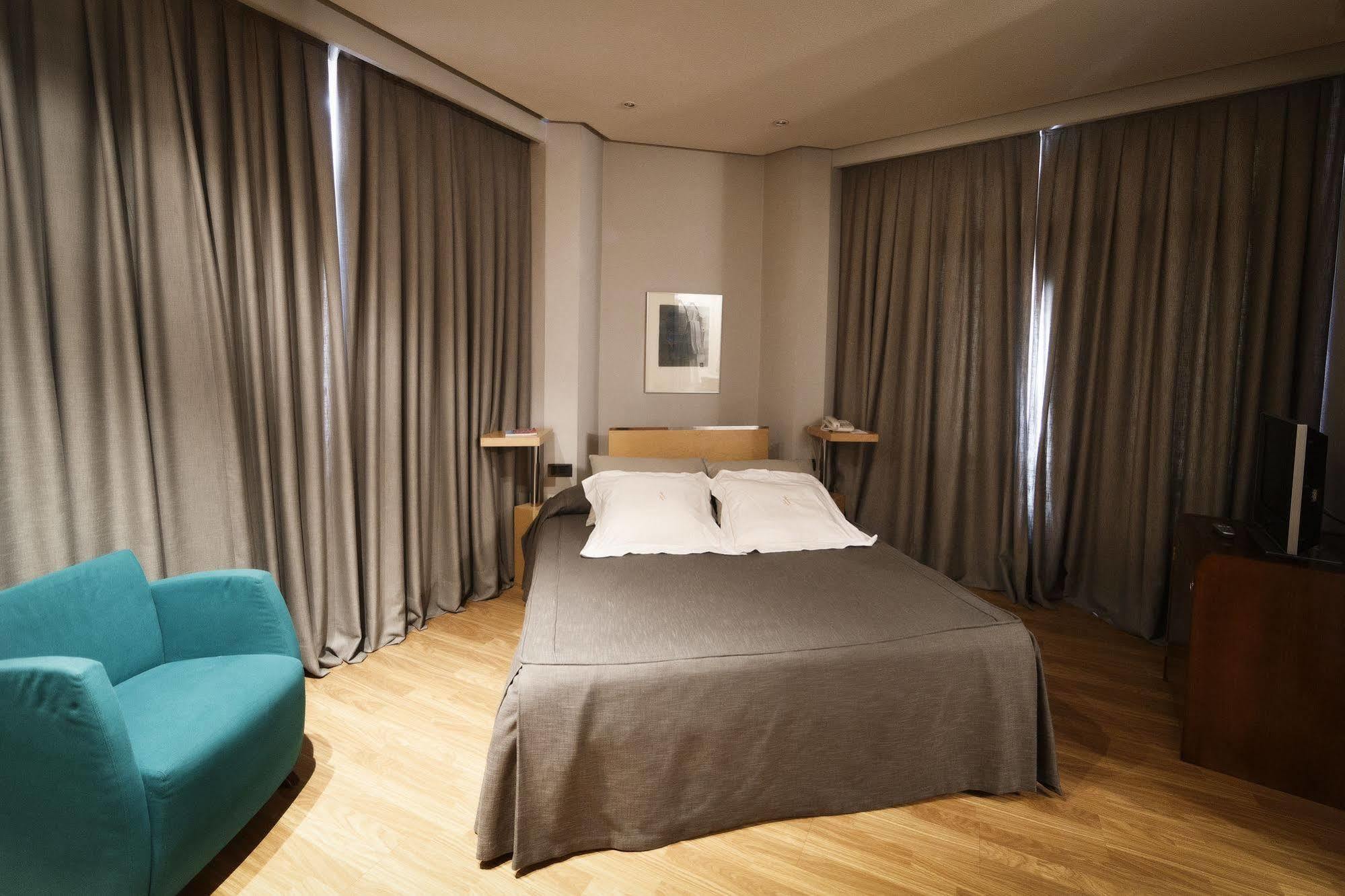 Hotel Occidental Alfonso V León