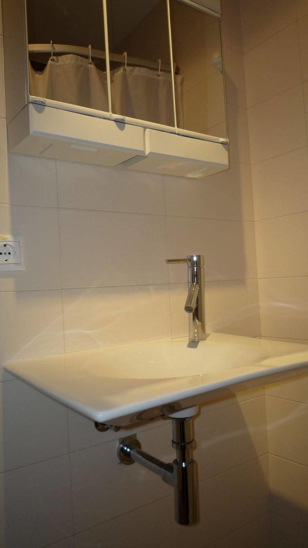 Apartamentos León *