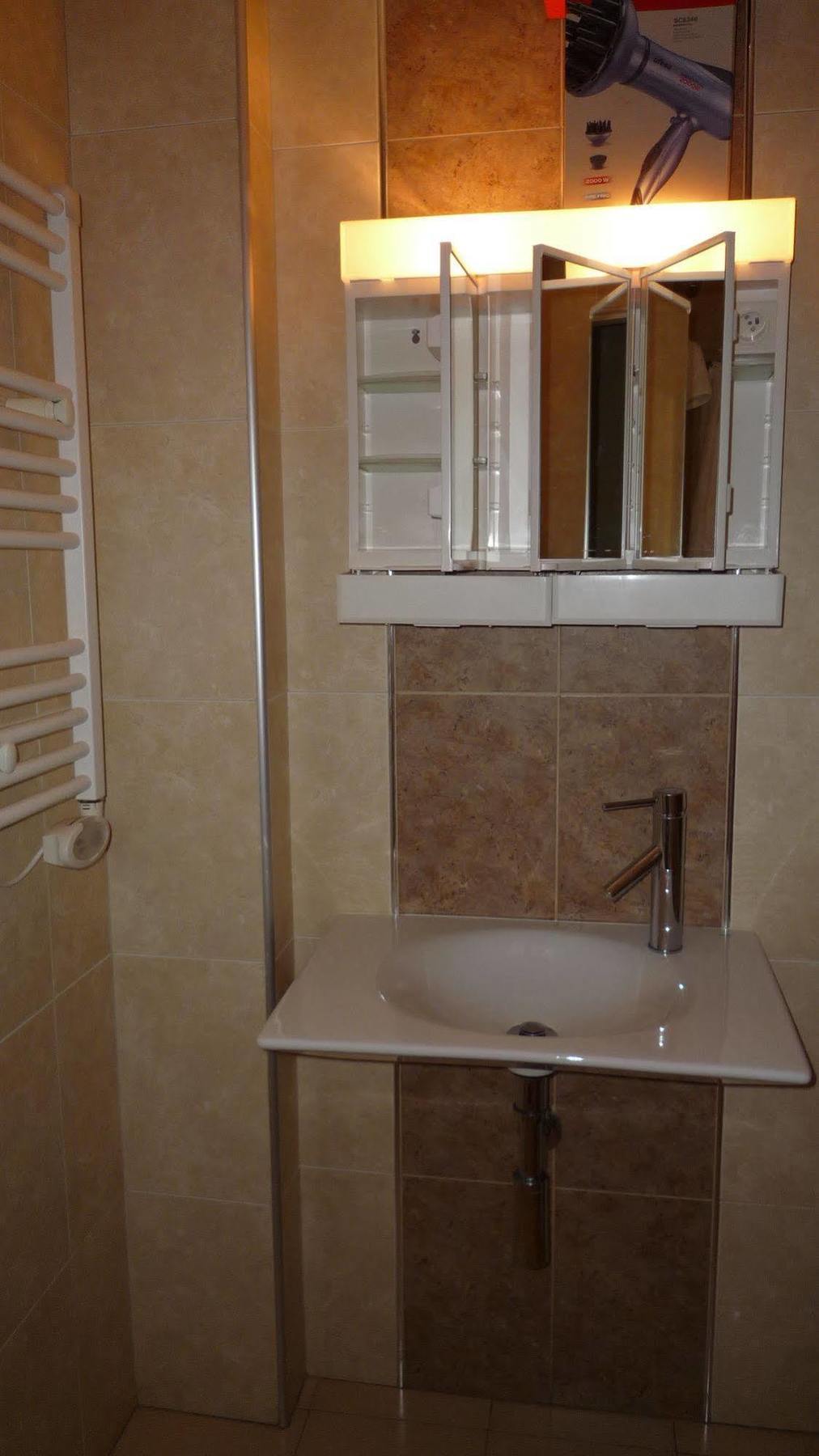 Apartamentos León *