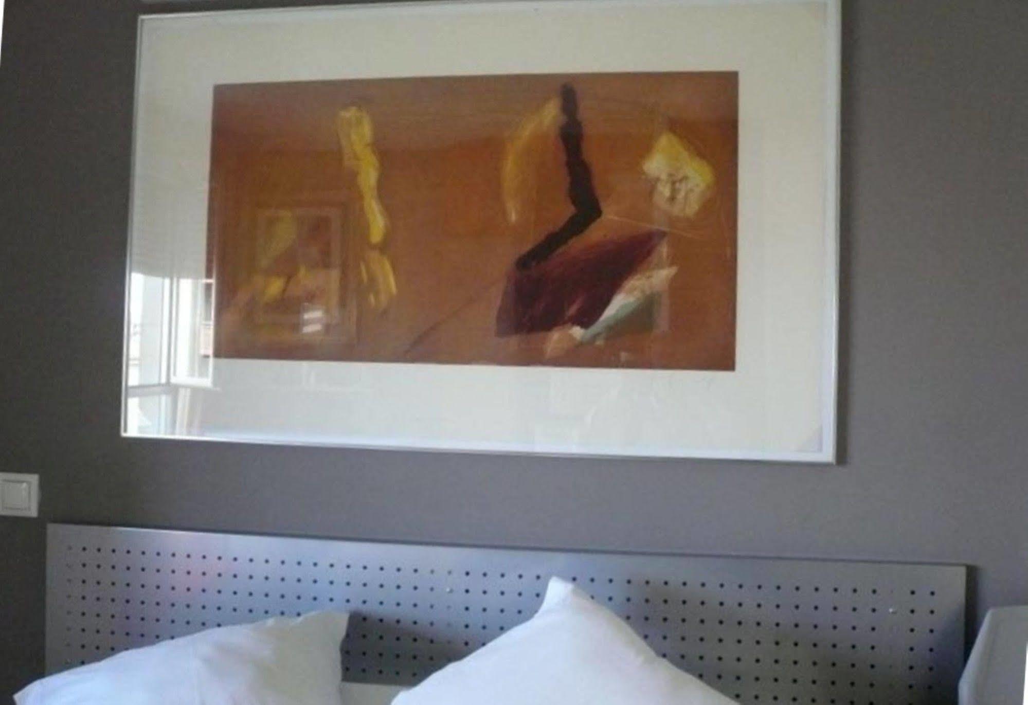 Apartamentos León León