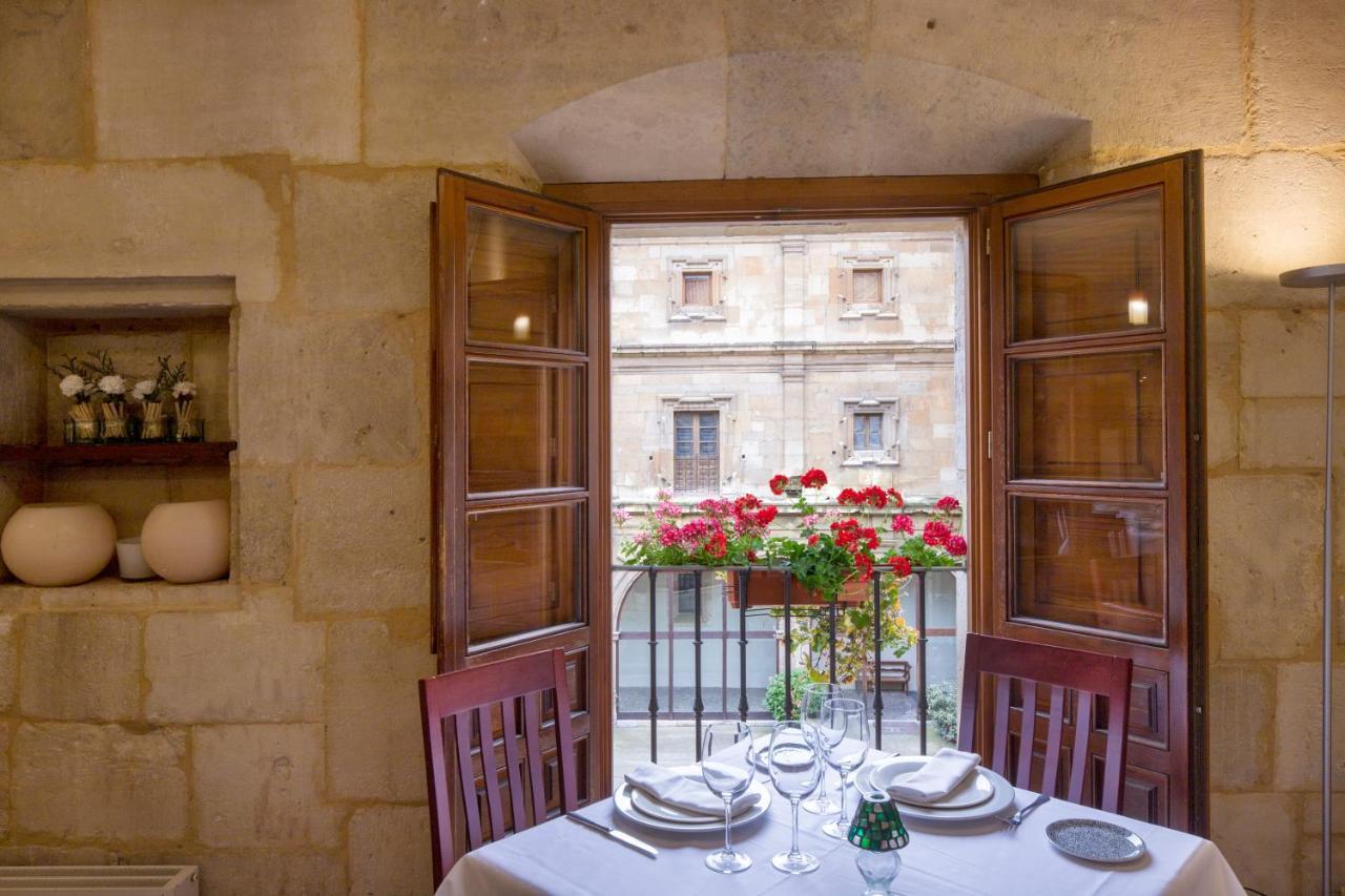 Hotel Real Colegiata San Isidoro 3*