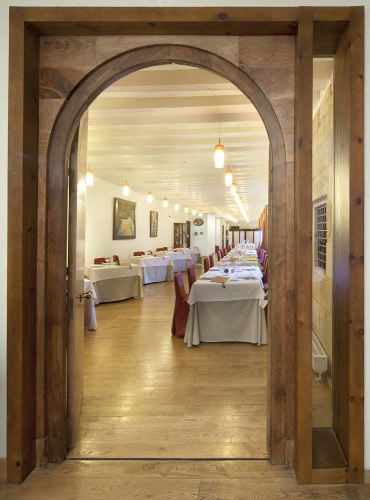 Hotel Real Colegiata San Isidoro