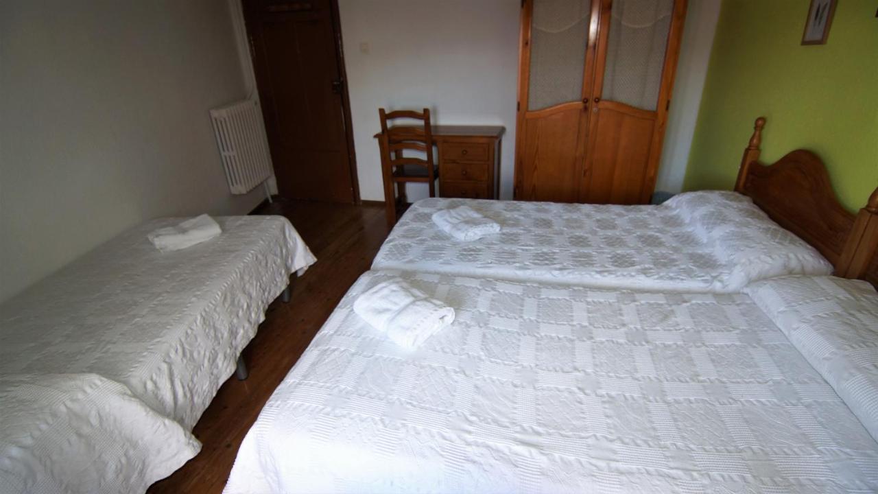 Sandoval 3* León