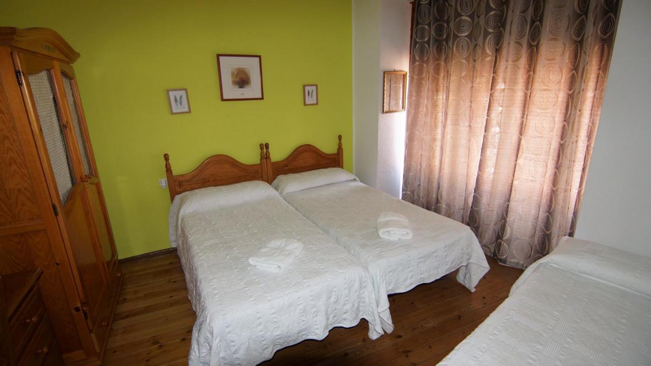 Pensión Sandoval 3*