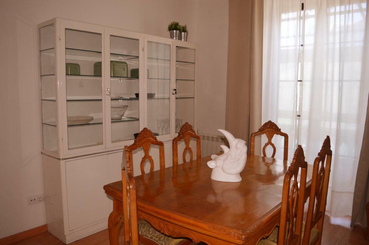 Casa Goyo En Plaza Santo Domingo Apartamento