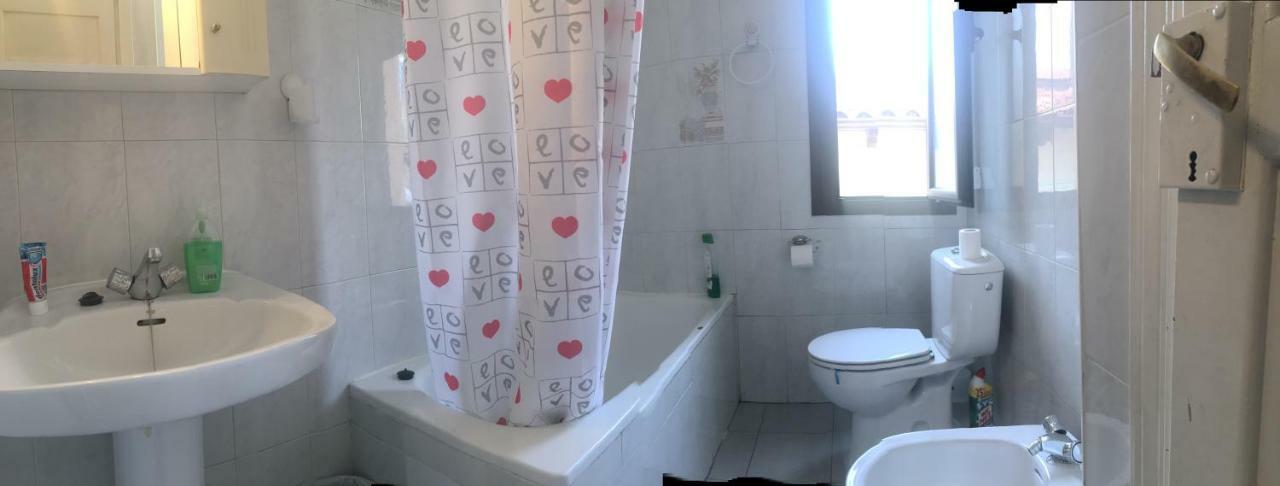 Apartamento Piso En El Húmedo, Al Lado Plaza Mayor *