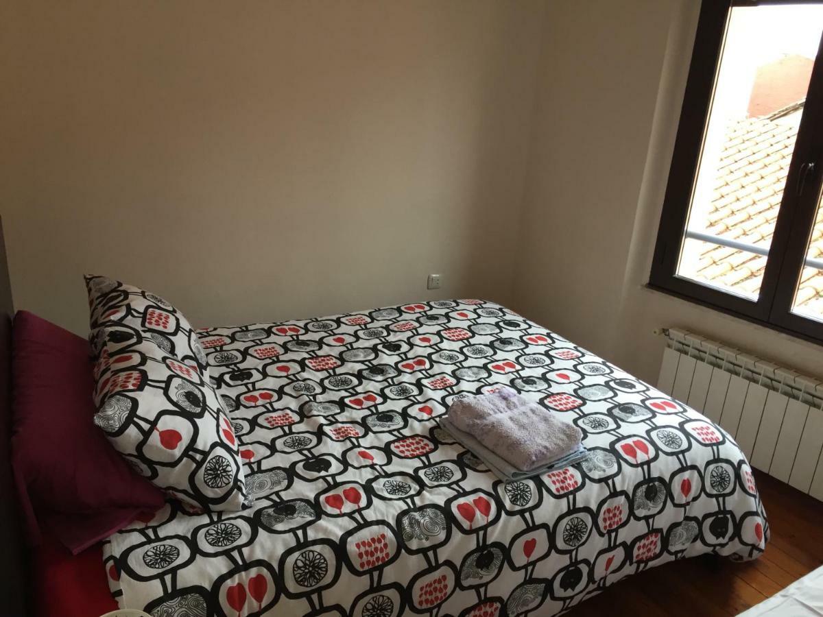 Apartamento Piso En El Húmedo, Al Lado Plaza Mayor *