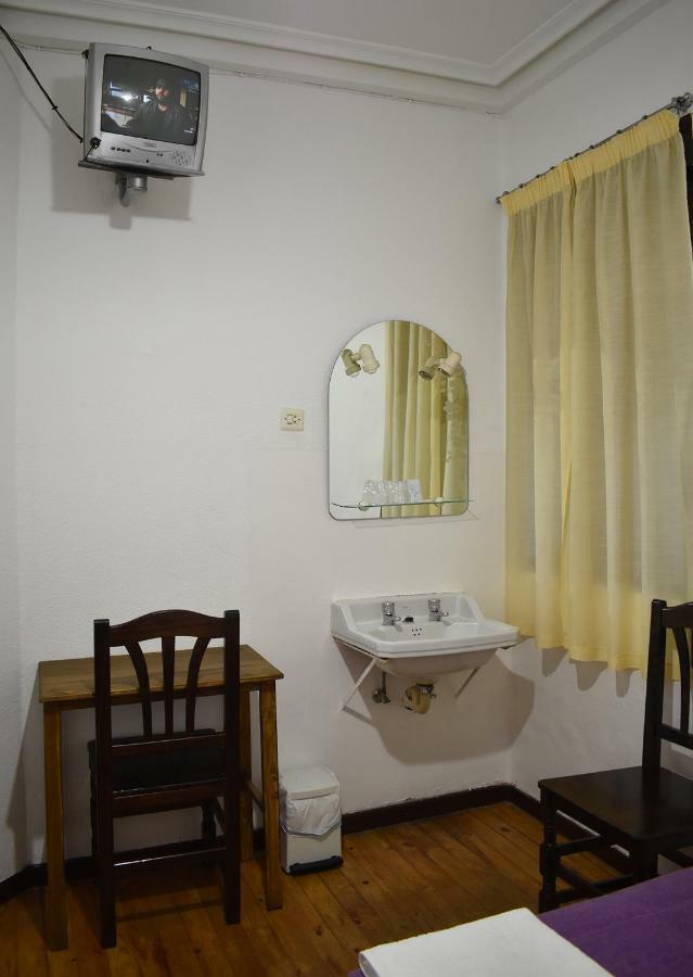 Hostal Oviedo * León