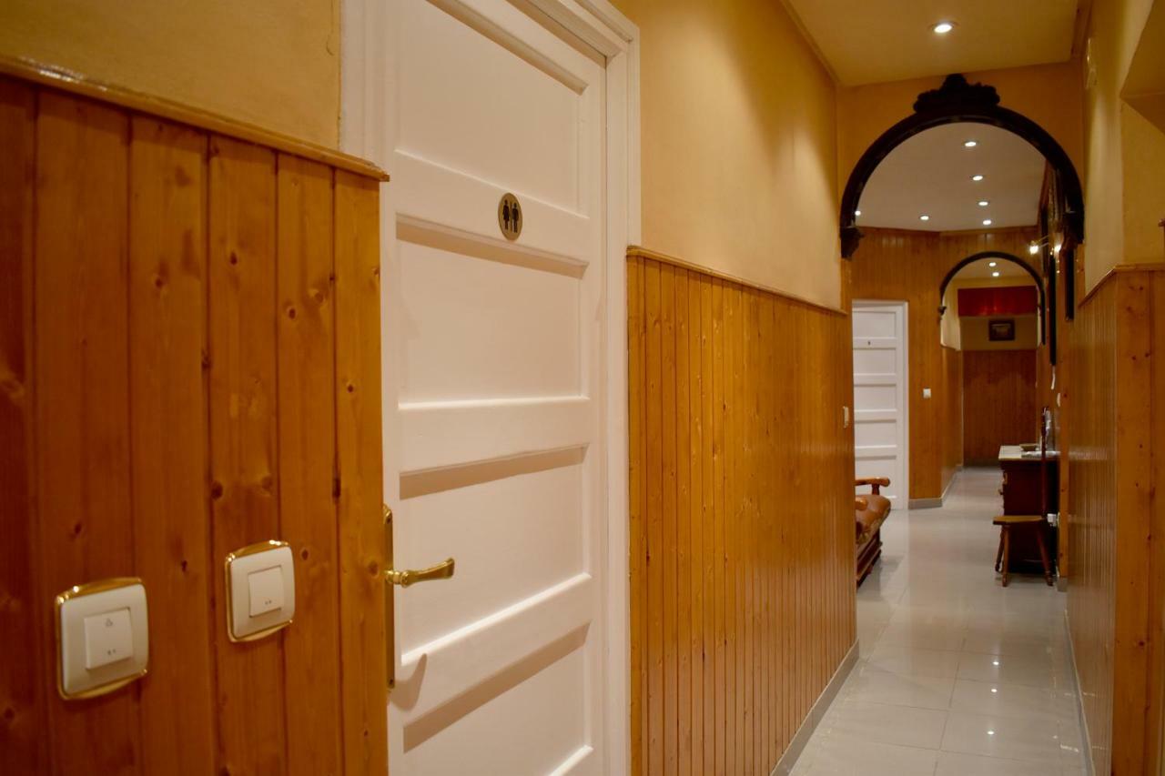 Hostal Oviedo Pensión León