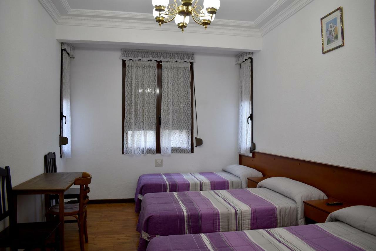 Hostal Oviedo