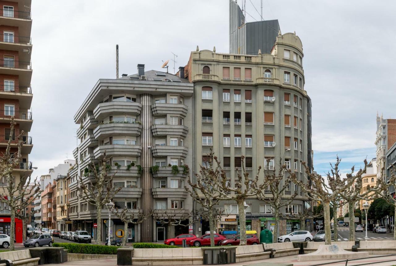 Apartamento Housingleón - Pleno Centro Con Garaje Motos Y Bicis León