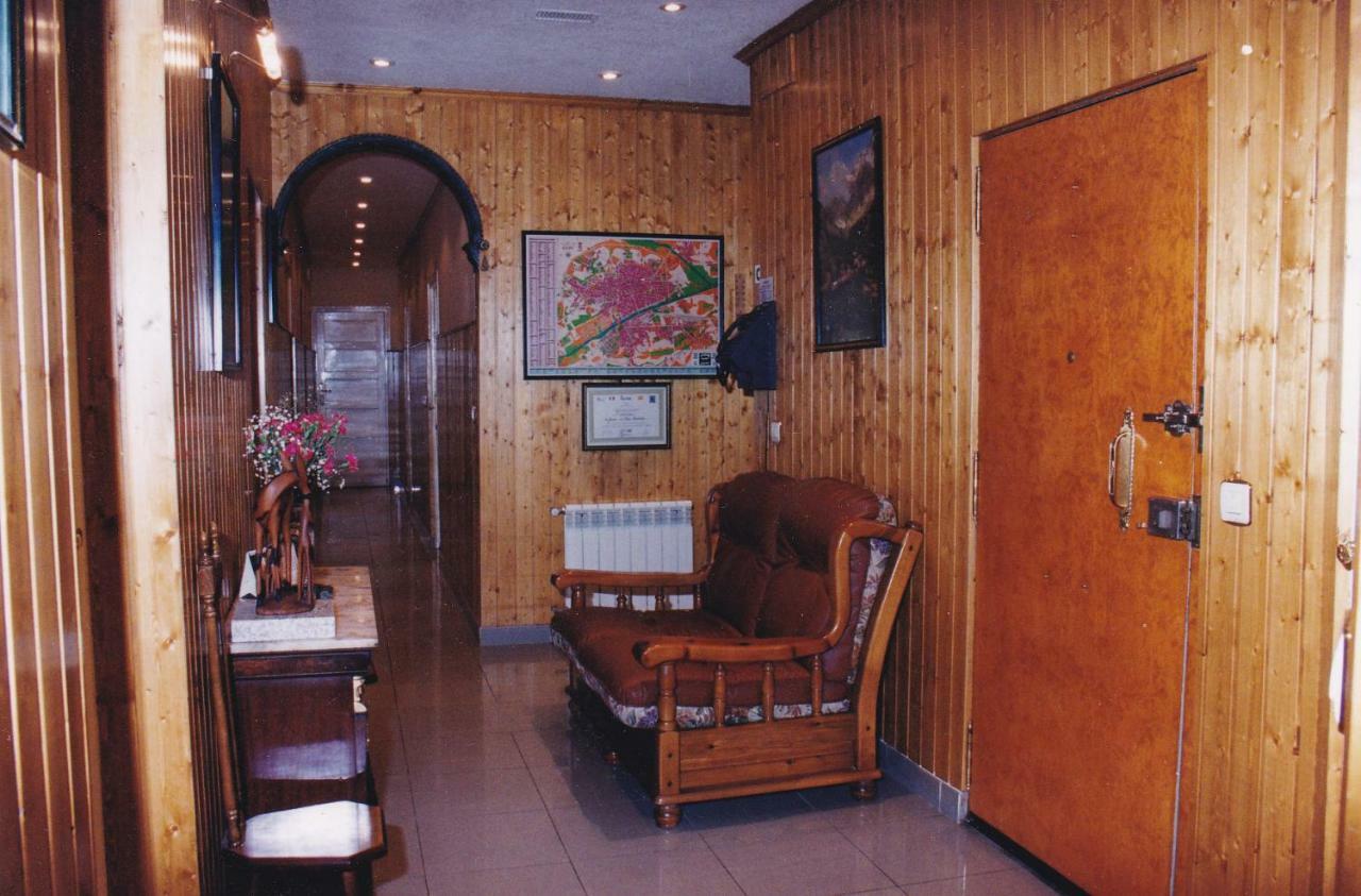 Hostal Oviedo * León