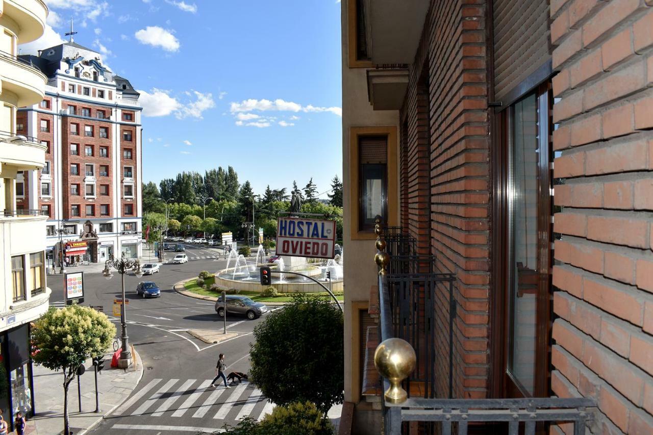Hostal Oviedo * León
