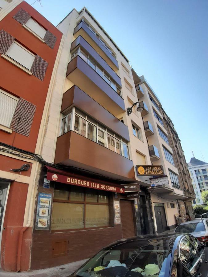 Large 90m2 Centro Apartamento *