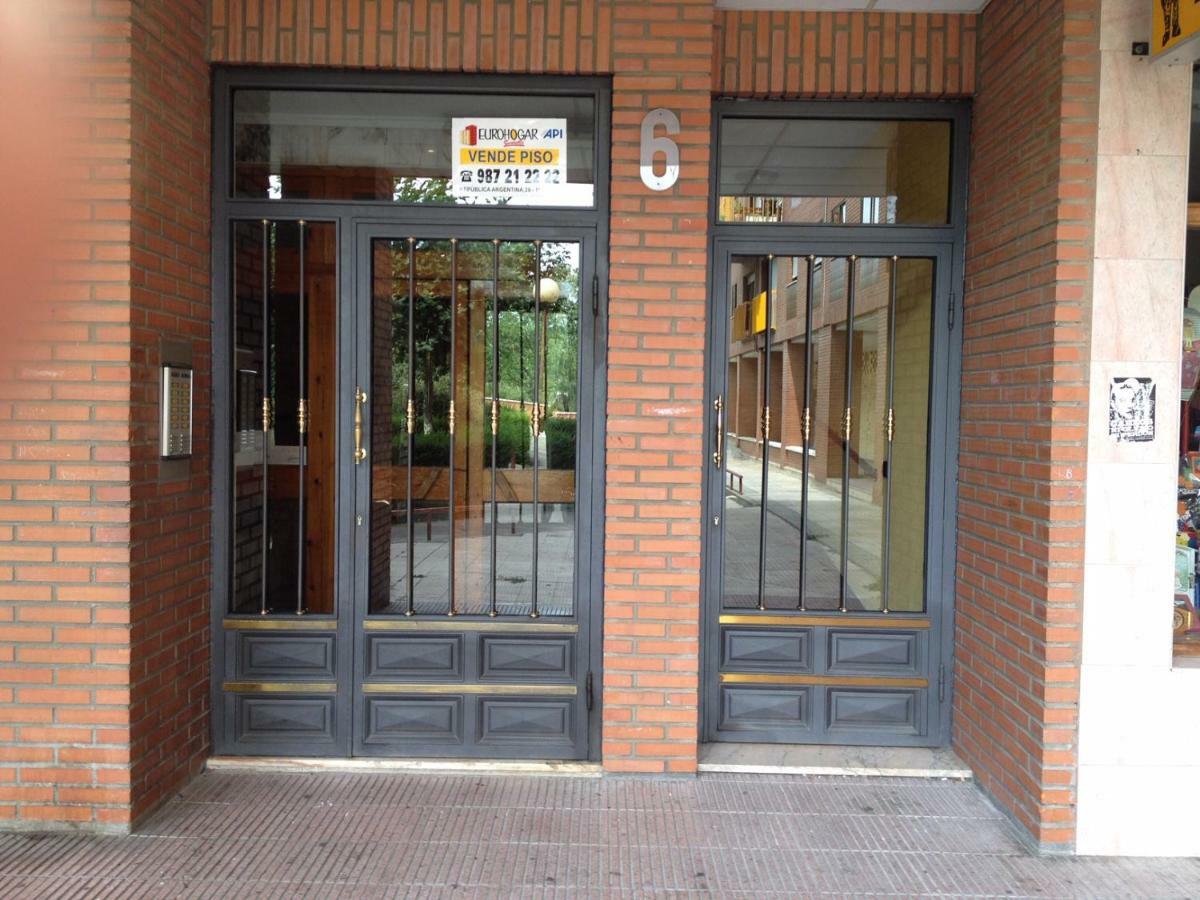 Piso Apartment Leon