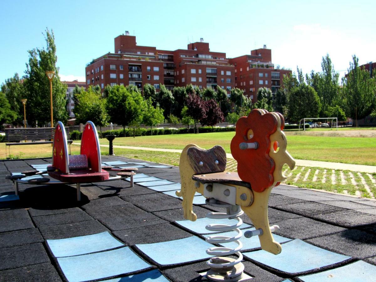Www Parques De La Catedral Travel Com Parking Privado Gratis * León