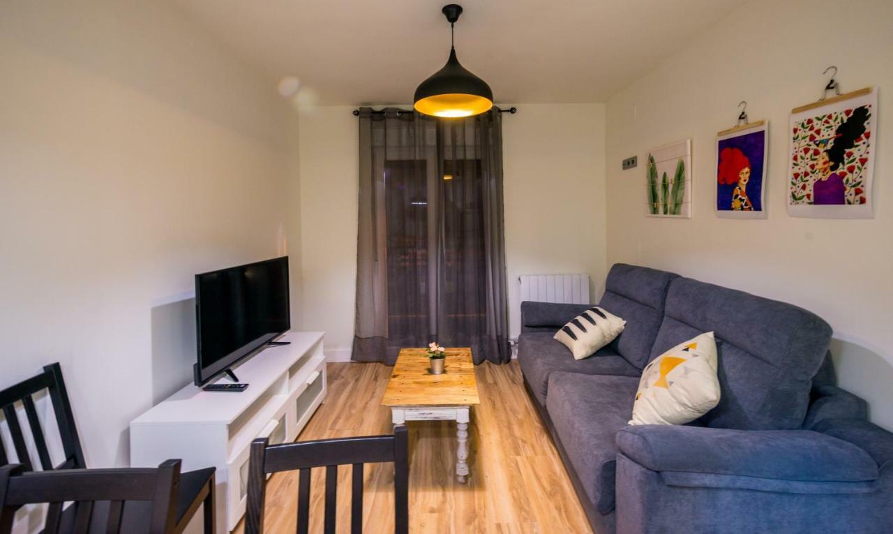 Midhouse Apartment