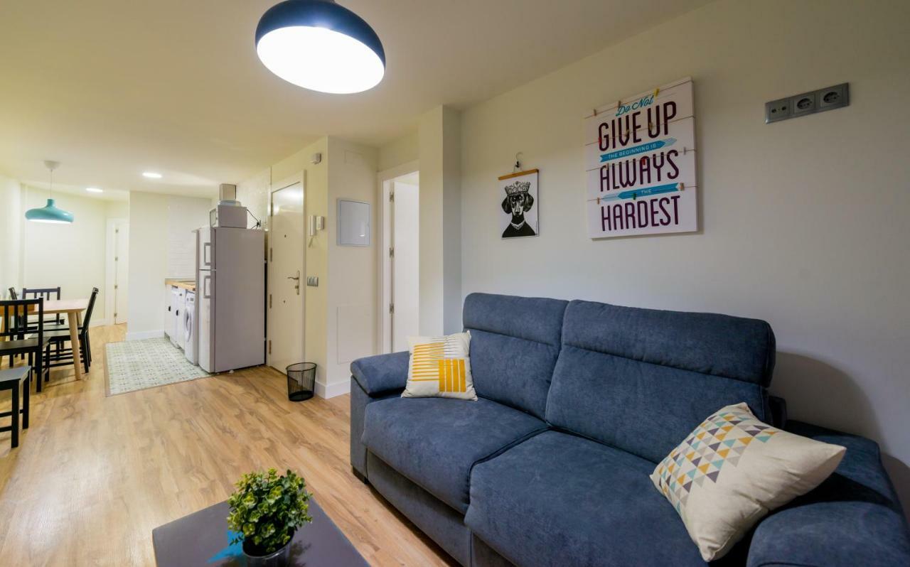 Midhouse Apartment *