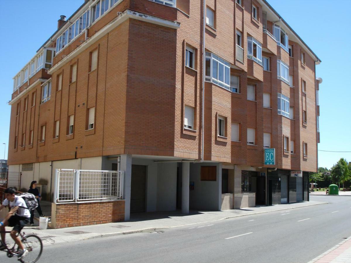 ** Ec Pensión 2*