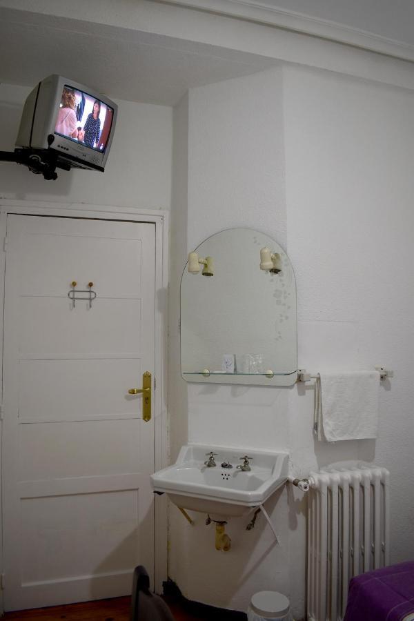 Hostal Oviedo Pensión León