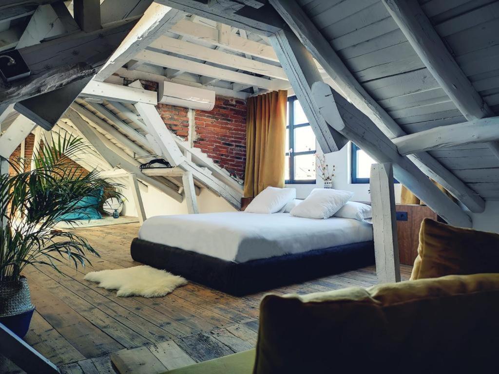 Guest house 13