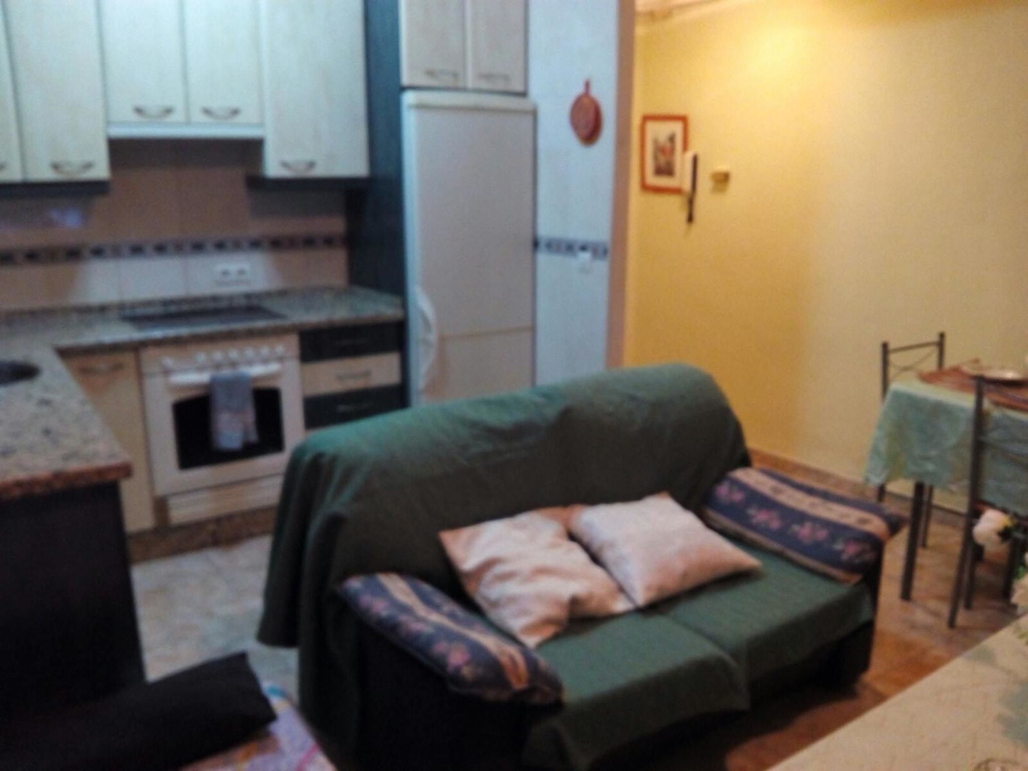 Bright With 2 Bedrooms In León