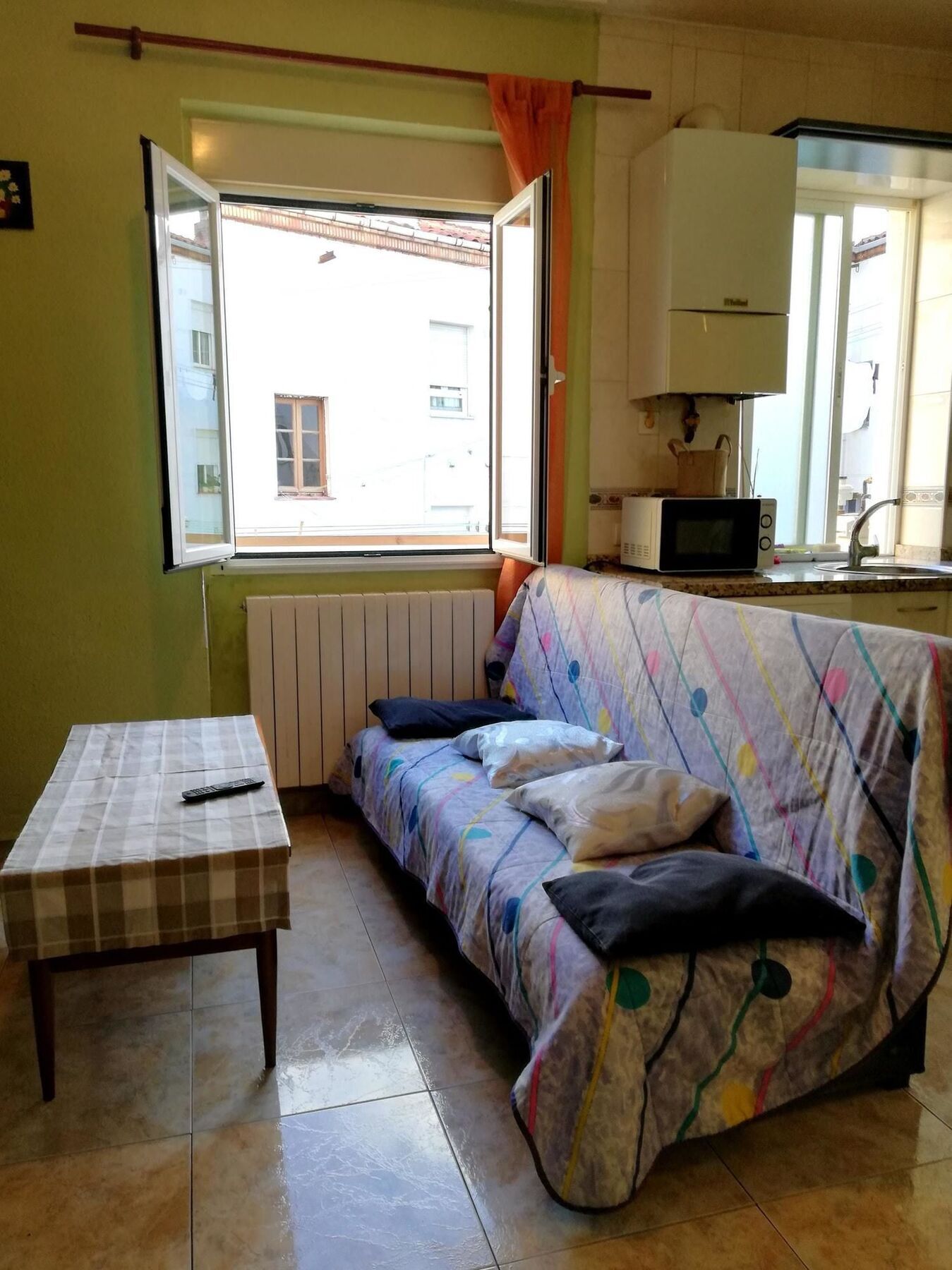 Bright With 2 Bedrooms In Apartamento *