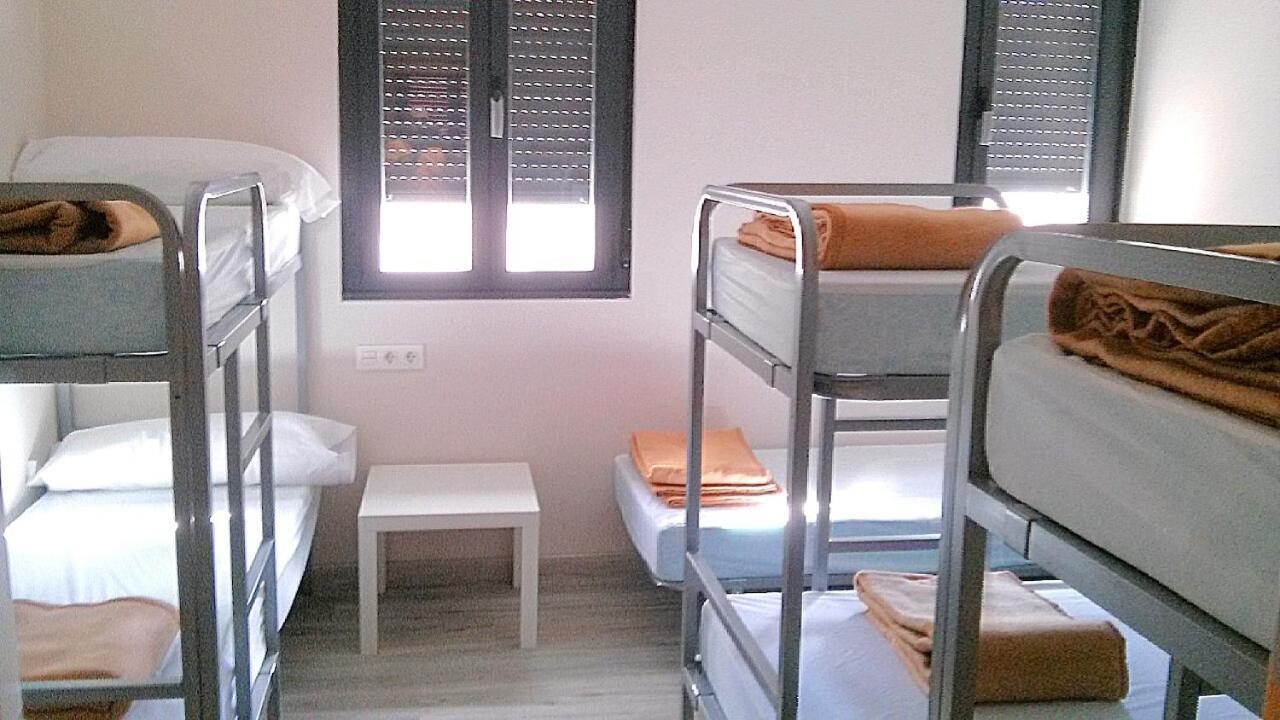 Hostal Muralla Leonesa *