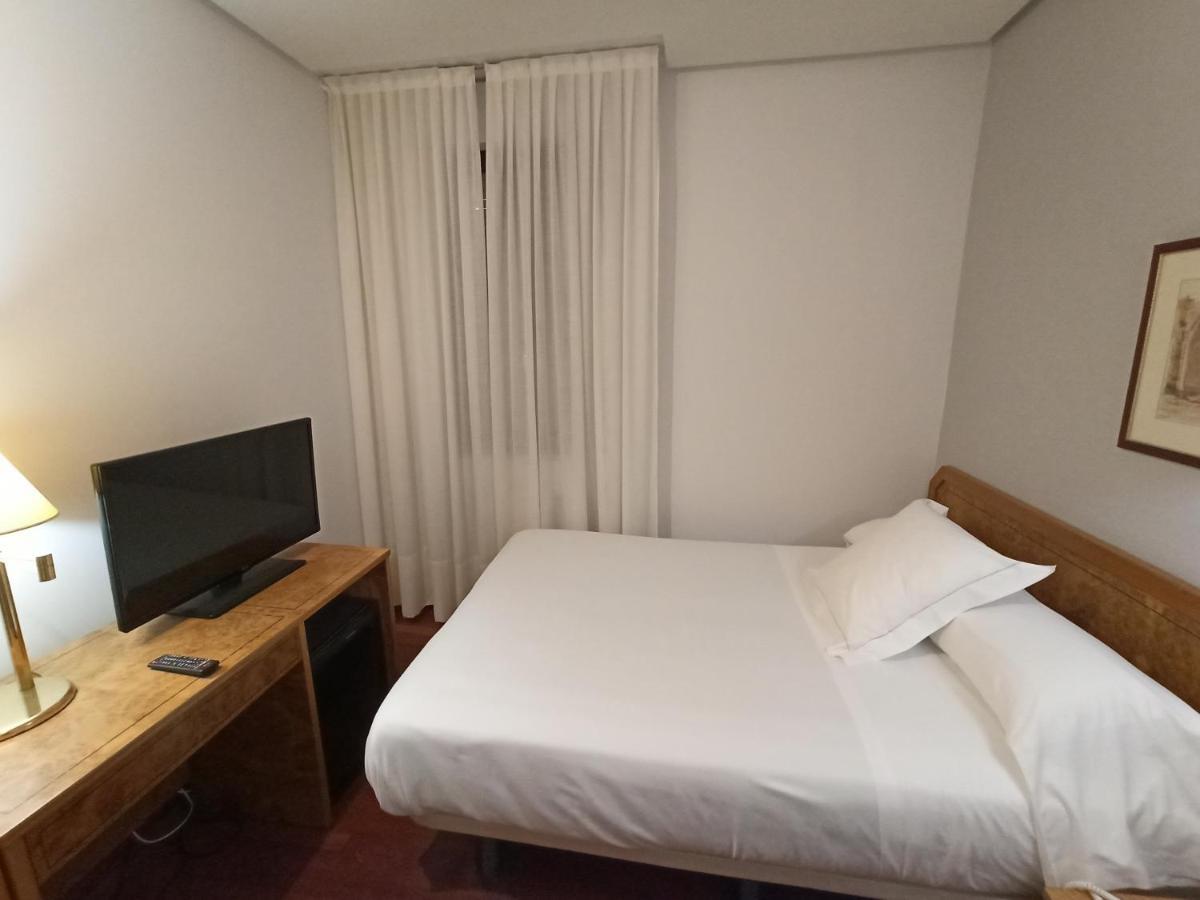 Arva Paris 3* León
